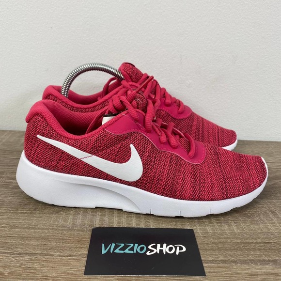 Nike Other - NEW Nike - Tanjun - Youth 5.5 - 818384-603